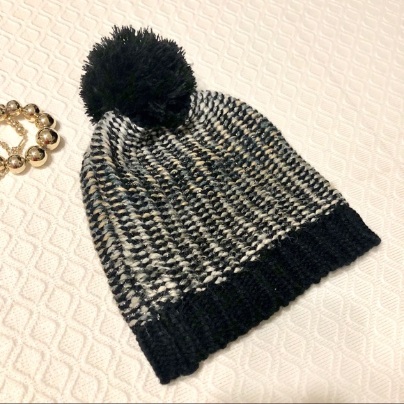 Madden Pom Pom Hat Black Metallic Beanie Winter - Picture 3 of 6